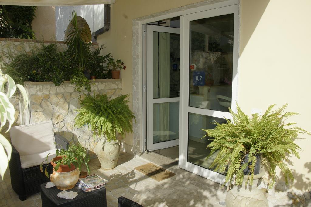 Marina Poetto Bed & Breakfast Cagliari Exterior photo