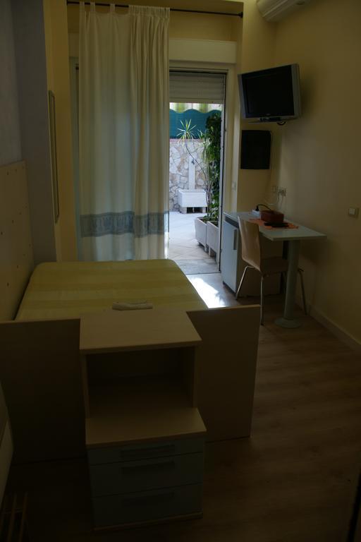 Marina Poetto Bed & Breakfast Cagliari Exterior photo